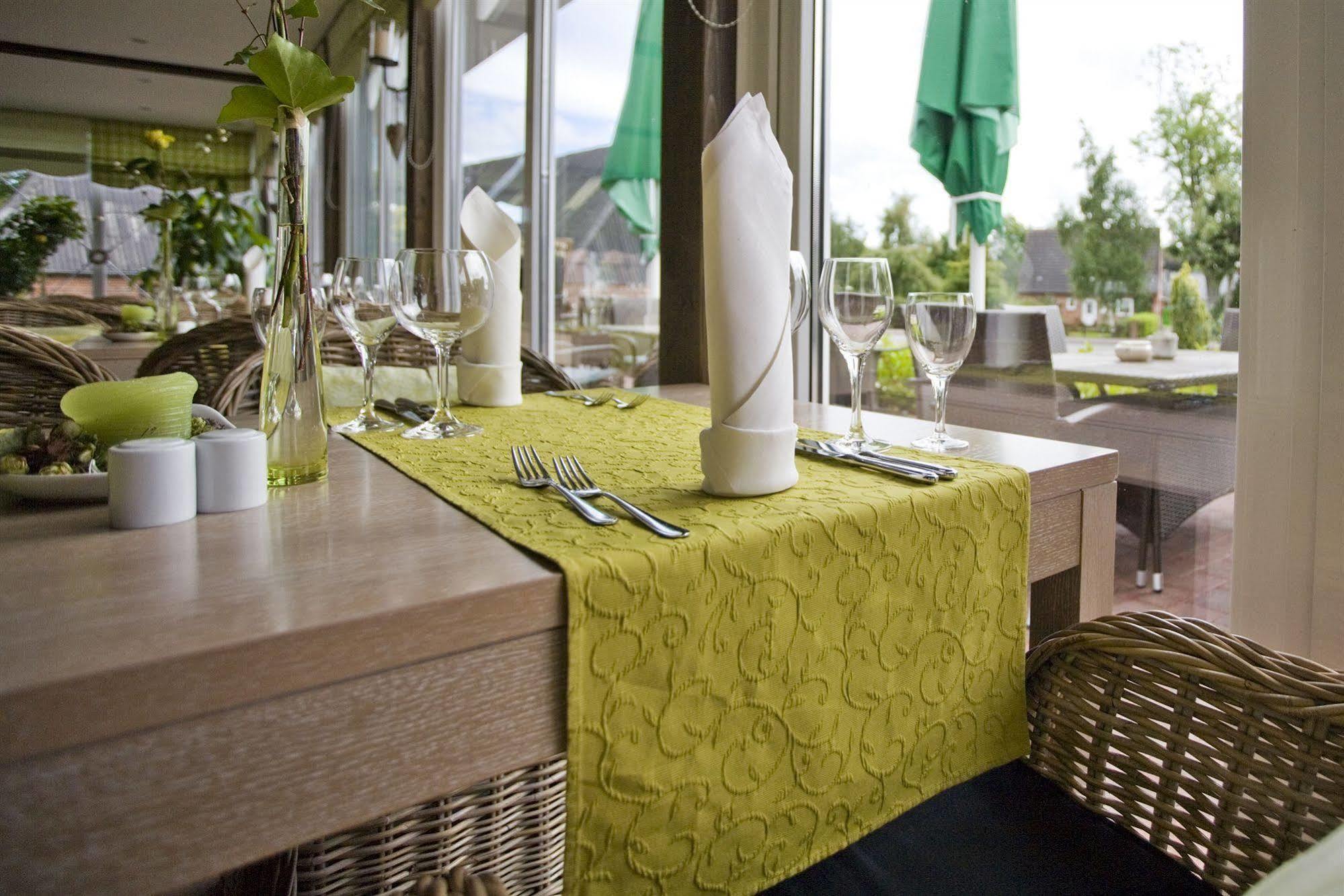 Paulsen'S Landhotel Und Restaurant Bohmstedt Esterno foto